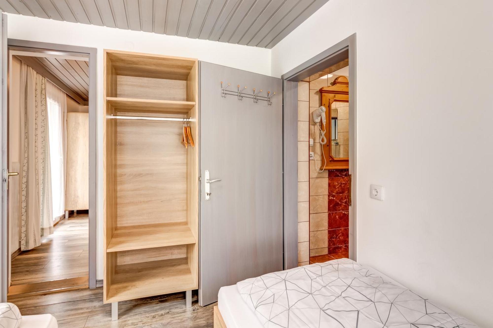 Ludwighaus Apartment Neukirchen am Grossvenediger Bagian luar foto
