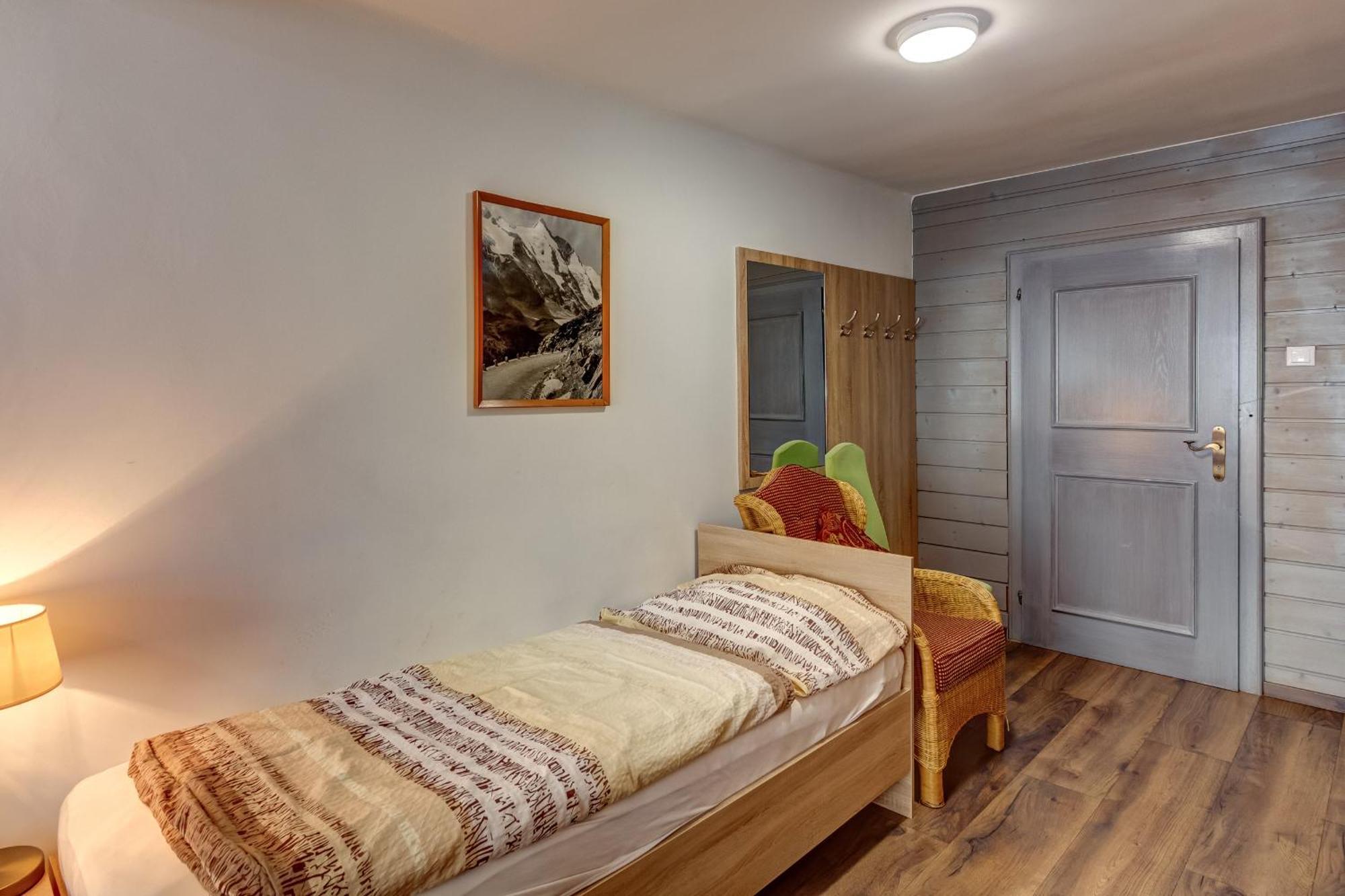 Ludwighaus Apartment Neukirchen am Grossvenediger Bagian luar foto